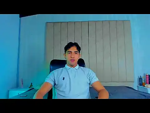 Snapshot of Muichiro_tokito1 chatting on 01.05.25 Muichiro tokito1 online show from 01.05.25