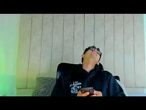 Snapshot of Muichiro_tokito1 chatting on 01.20.25 Muichiro tokito1 online show from 01.20.25