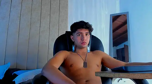 Snapshot of Muichiro_tokito1 chatting on 03.19.25 Muichiro tokito1 online show from 03.19.25