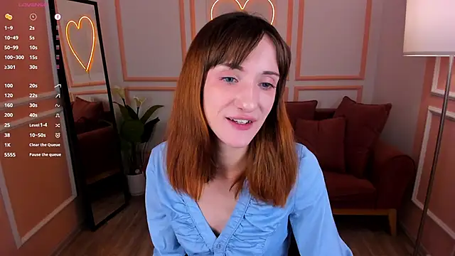 Snapshot of Dearly_kitty chatting on 01.11.25 Dearly kitty online show from 01.11.25