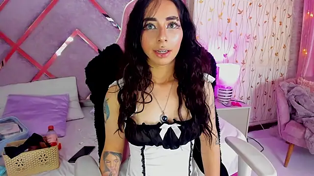 hanna  azumi online show from 03.05.25