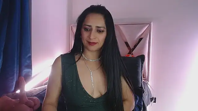 Snapshot of Andrea_Sexx_ chatting on 02.01.25 Andrea Sexx online show from 02.01.25