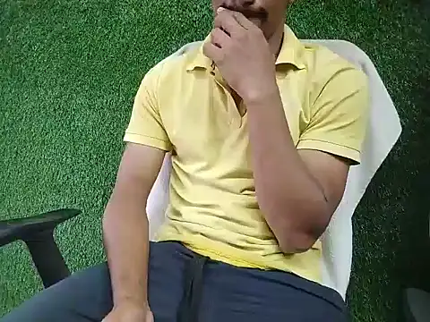 Snapshot of vicky0805 chatting on 12.30.24 vicky0805 online show from 12.30.24