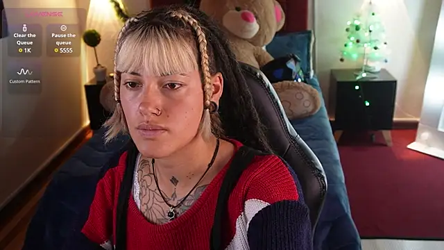  sharlotte777 online show from 12.27.24