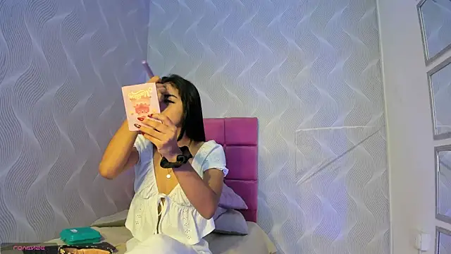 Snapshot of natalia_aguirre1 chatting on 01.11.25 natalia aguirre1 online show from 01.11.25