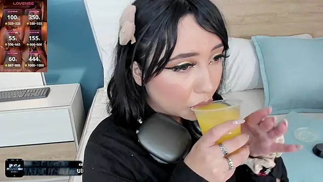 Megansttein  online show from 02.16.25