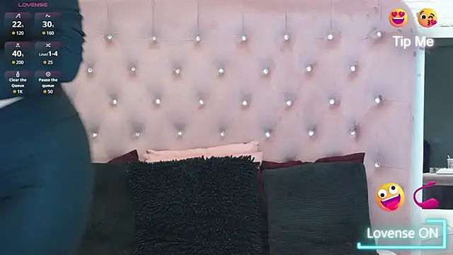 KikiSweet08 online show from 09.23.25