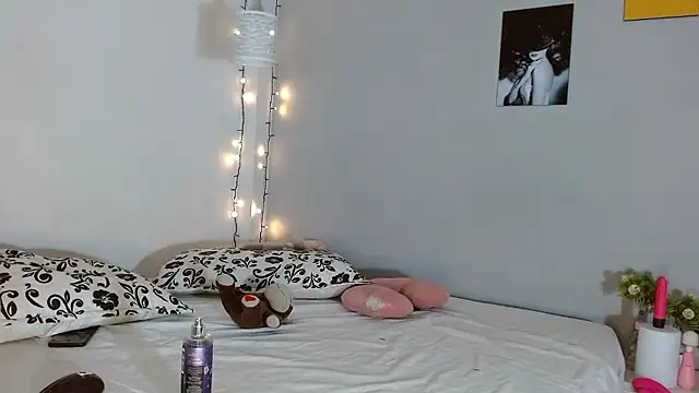 Snapshot of Kimandyuk chatting on 12.06.24 Kimandyuk online show from 12.06.24