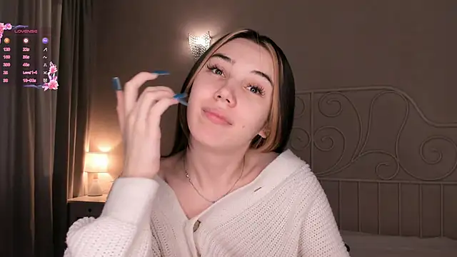 Snapshot of GillianDowdey chatting on 01.15.25 GillianDowdey online show from 01.15.25