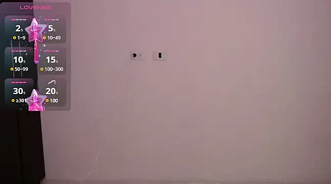 Snapshot of zarablare_ chatting on 02.20.25 zarablare online show from 02.20.25
