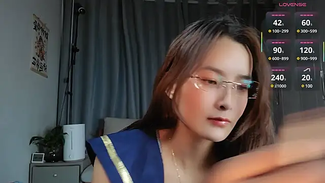 Snapshot of Youth3_ chatting on 03.15.25 Youth3  online show from 03.15.25