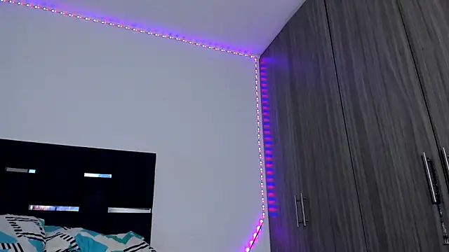 Snapshot of Kristen_dollts chatting on 01.22.25 Kristen dollts online show from 01.22.25