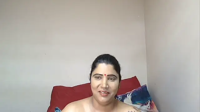 Snapshot of XIndianintimacy chatting on 01.11.25 XIndianintimacy online show from 01.11.25