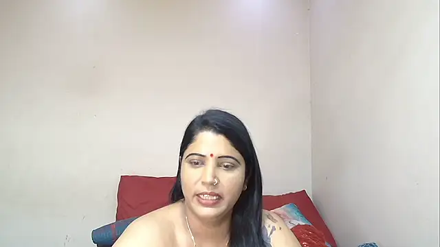 Snapshot of XIndianintimacy chatting on 02.01.25 XIndianintimacy online show from 02.01.25