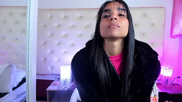 sophie pariss online show from 02.25.25