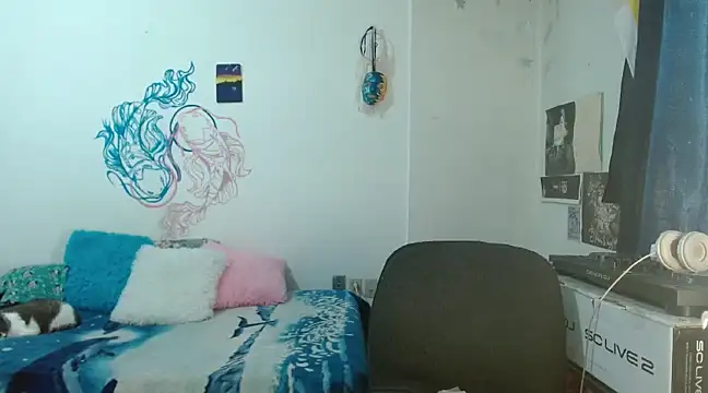 Snapshot of fenixmfx19 chatting on 12.26.24 fenixmfx19 online show from 12.26.24