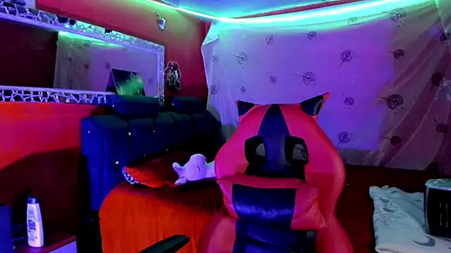 Snapshot of AnggelONfiree chatting on 09.12.25 AnggelONfiree online show from 09.12.25