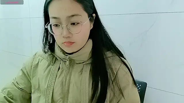 luoxuwen online show from 02.27.25