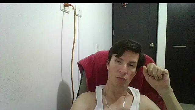 Snapshot of fieryloves chatting on 12.17.24 fieryloves online show from 12.17.24