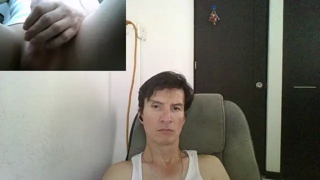 Snapshot of fieryloves chatting on 12.17.24 fieryloves online show from 12.17.24