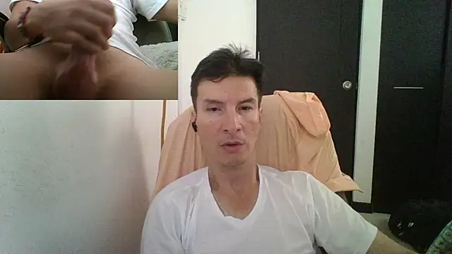 Snapshot of fieryloves chatting on 01.01.25 fieryloves online show from 01.01.25