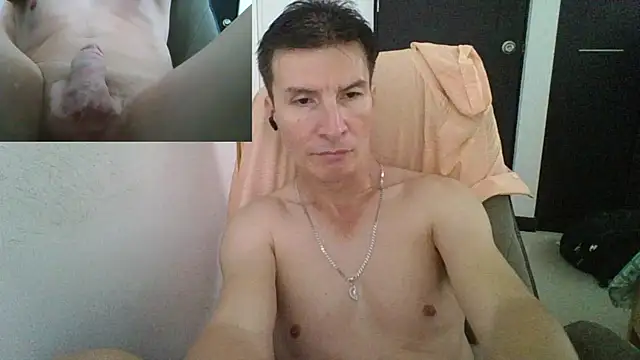 Snapshot of fieryloves chatting on 01.01.25 fieryloves online show from 01.01.25