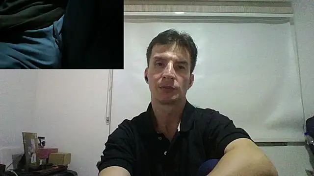 Snapshot of fieryloves chatting on 01.05.25 fieryloves online show from 01.05.25