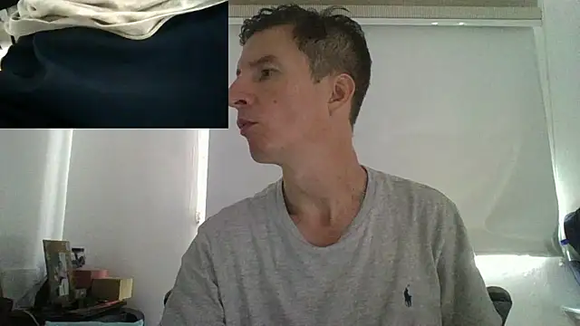 Snapshot of fieryloves chatting on 01.06.25 fieryloves online show from 01.06.25