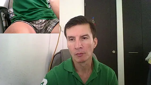 Snapshot of fieryloves chatting on 01.21.25 fieryloves online show from 01.21.25