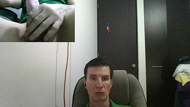 Snapshot of fieryloves chatting on 01.21.25 fieryloves online show from 01.21.25