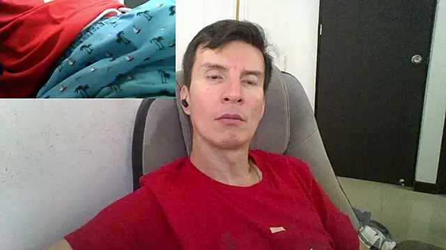 Snapshot of fieryloves chatting on 01.22.25 fieryloves online show from 01.22.25