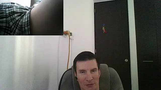 Snapshot of fieryloves chatting on 01.22.25 fieryloves online show from 01.22.25