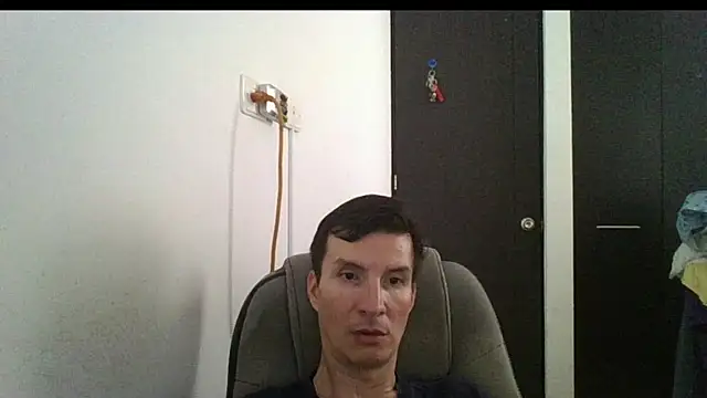 Snapshot of fieryloves chatting on 01.23.25 fieryloves online show from 01.23.25