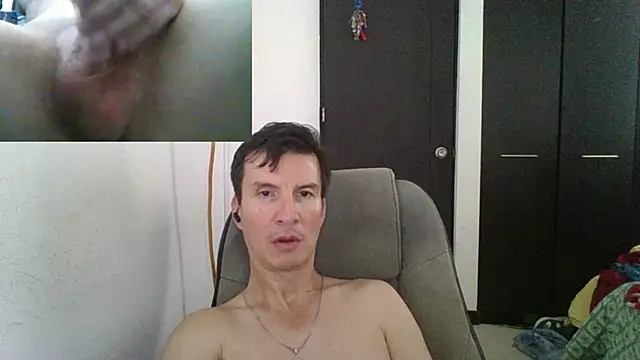 Snapshot of fieryloves chatting on 01.28.25 fieryloves online show from 01.28.25