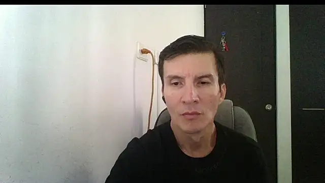 Snapshot of fieryloves chatting on 01.29.25 fieryloves online show from 01.29.25