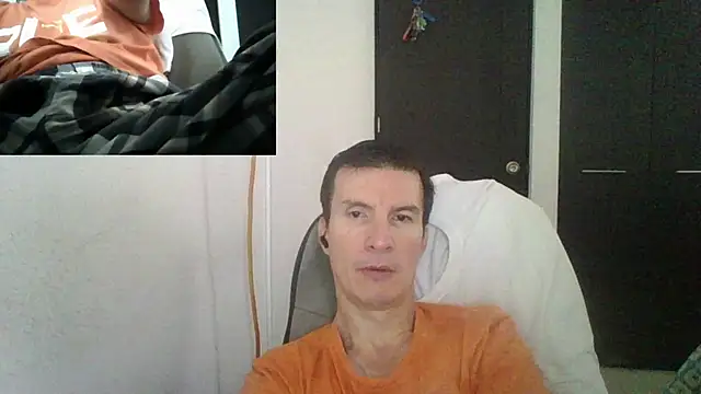 Snapshot of fieryloves chatting on 02.01.25 fieryloves online show from 02.01.25