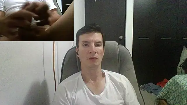 Snapshot of fieryloves chatting on 02.11.25 fieryloves online show from 02.11.25