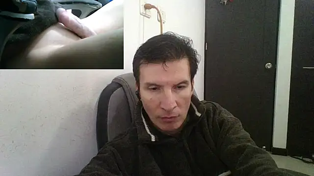 Snapshot of fieryloves chatting on 02.15.25 fieryloves online show from 02.15.25