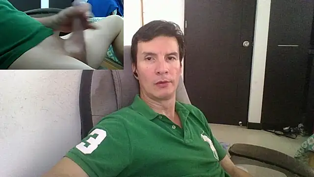 Snapshot of fieryloves chatting on 02.15.25 fieryloves online show from 02.15.25