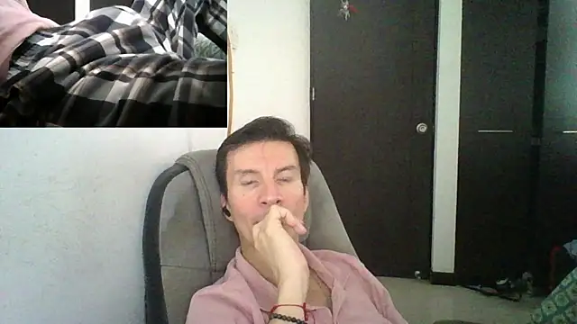 Snapshot of fieryloves chatting on 02.16.25 fieryloves online show from 02.16.25