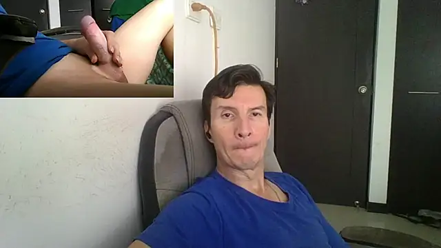 Snapshot of fieryloves chatting on 02.17.25 fieryloves online show from 02.17.25