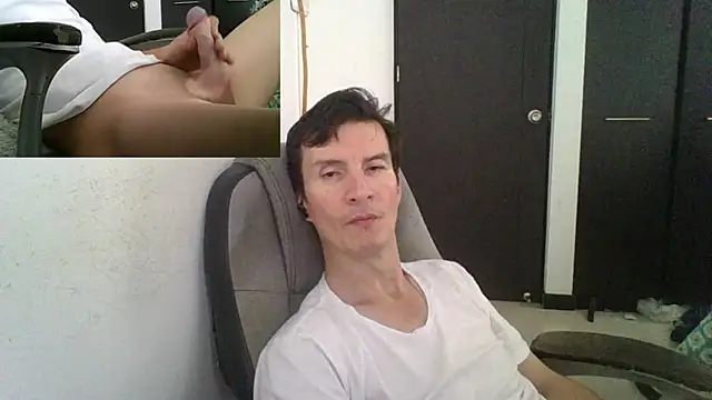 Snapshot of fieryloves chatting on 02.20.25 fieryloves online show from 02.20.25