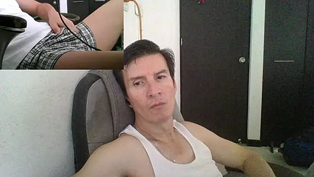 Snapshot of fieryloves chatting on 02.22.25 fieryloves online show from 02.22.25