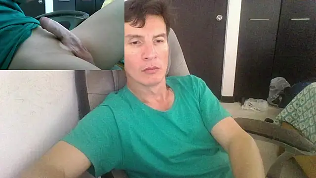 Snapshot of fieryloves chatting on 02.26.25 fieryloves online show from 02.26.25