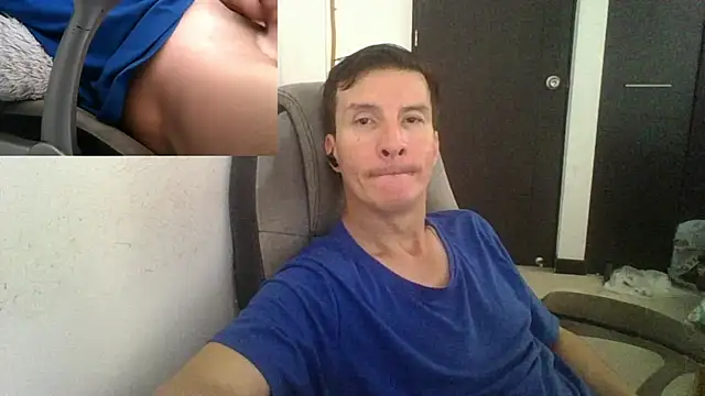 Snapshot of fieryloves chatting on 02.28.25 fieryloves online show from 02.28.25