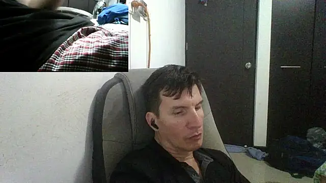 Snapshot of fieryloves chatting on 03.01.25 fieryloves online show from 03.01.25