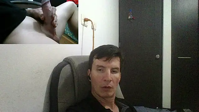 Snapshot of fieryloves chatting on 03.07.25 fieryloves online show from 03.07.25