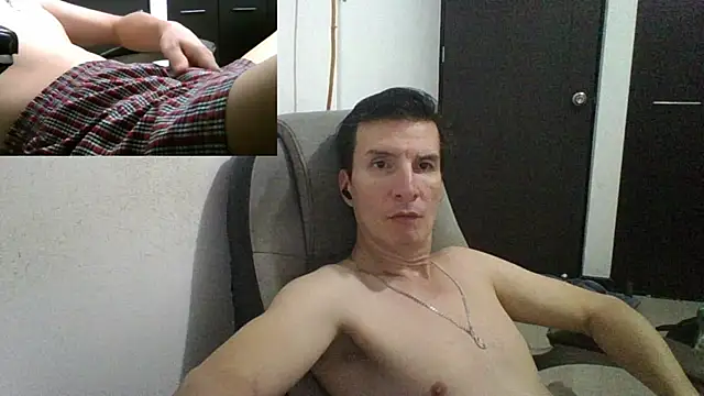 Snapshot of fieryloves chatting on 03.22.25 fieryloves online show from 03.22.25