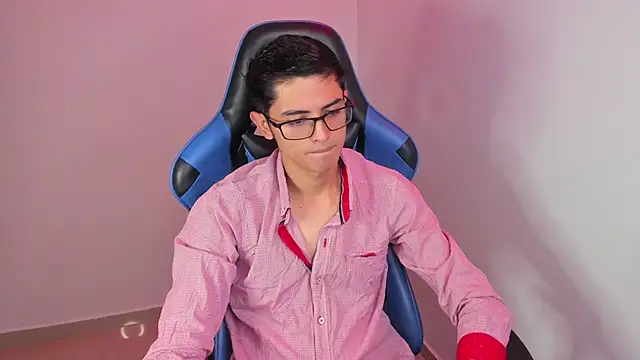 Snapshot of Ethan_Sai___ chatting on 01.10.25 Ethan Sai online show from 01.10.25