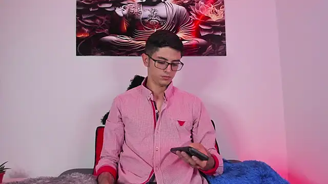 Snapshot of Ethan_Sai___ chatting on 02.07.25 Ethan Sai online show from 02.07.25